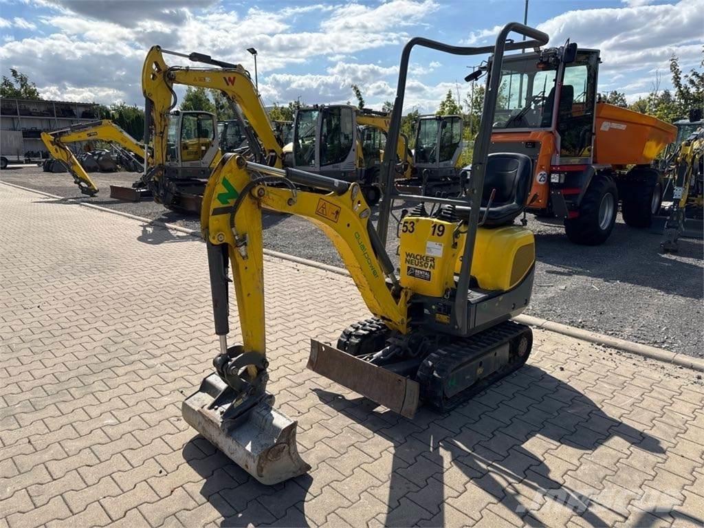 Wacker Neuson 803 大型油圧ショベル12t以上（パワーショベル・ユンボ）