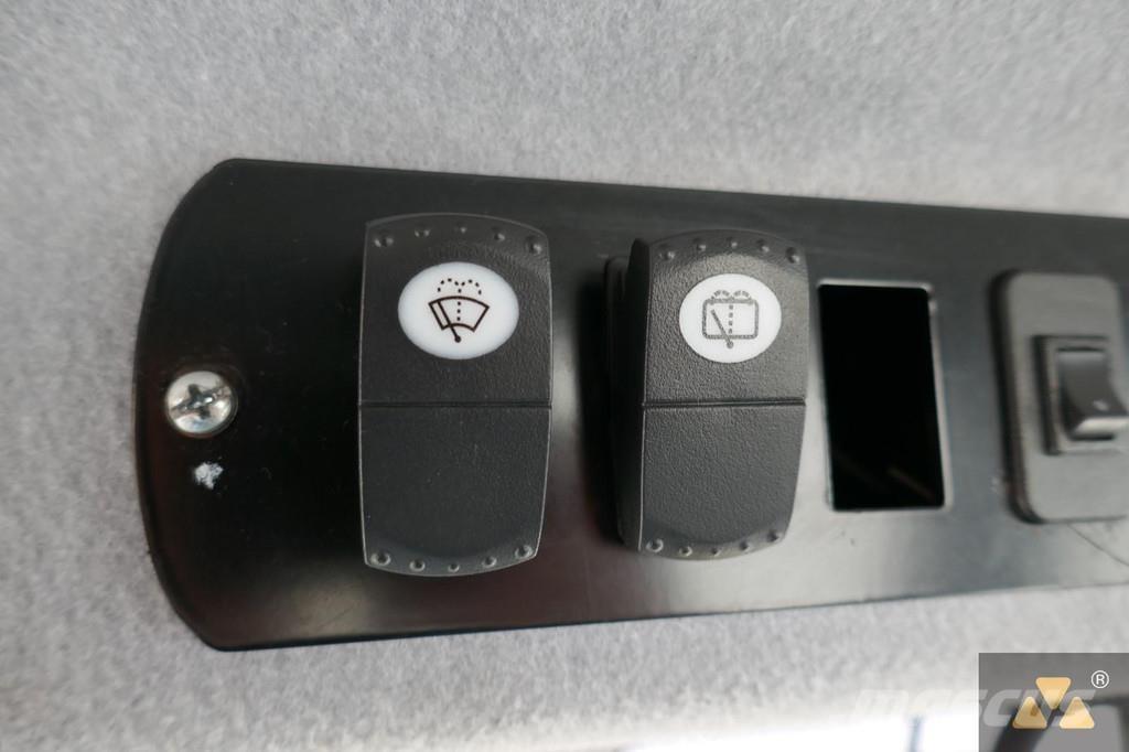 CAT CB13 タンデムローラ