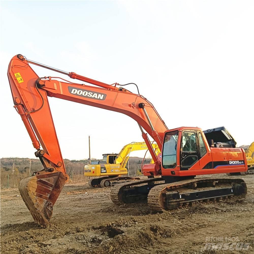 Doosan DH 300 LC-7 大型油圧ショベル12t以上（パワーショベル・ユンボ）