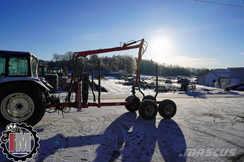 Patu 65/75 - Skogsvagn 林業トレーラー