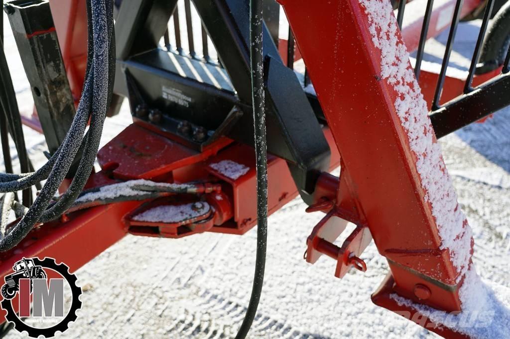 Patu 65/75 - Skogsvagn 林業トレーラー