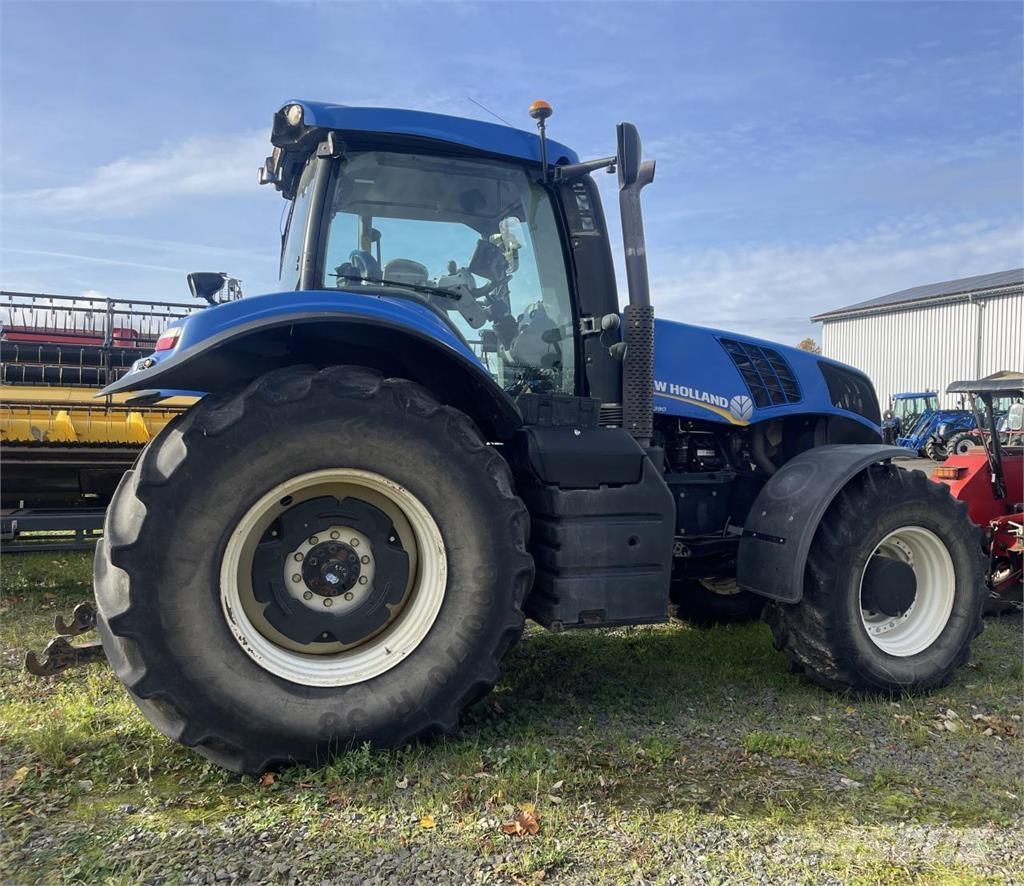 New Holland T8.390 トラクター