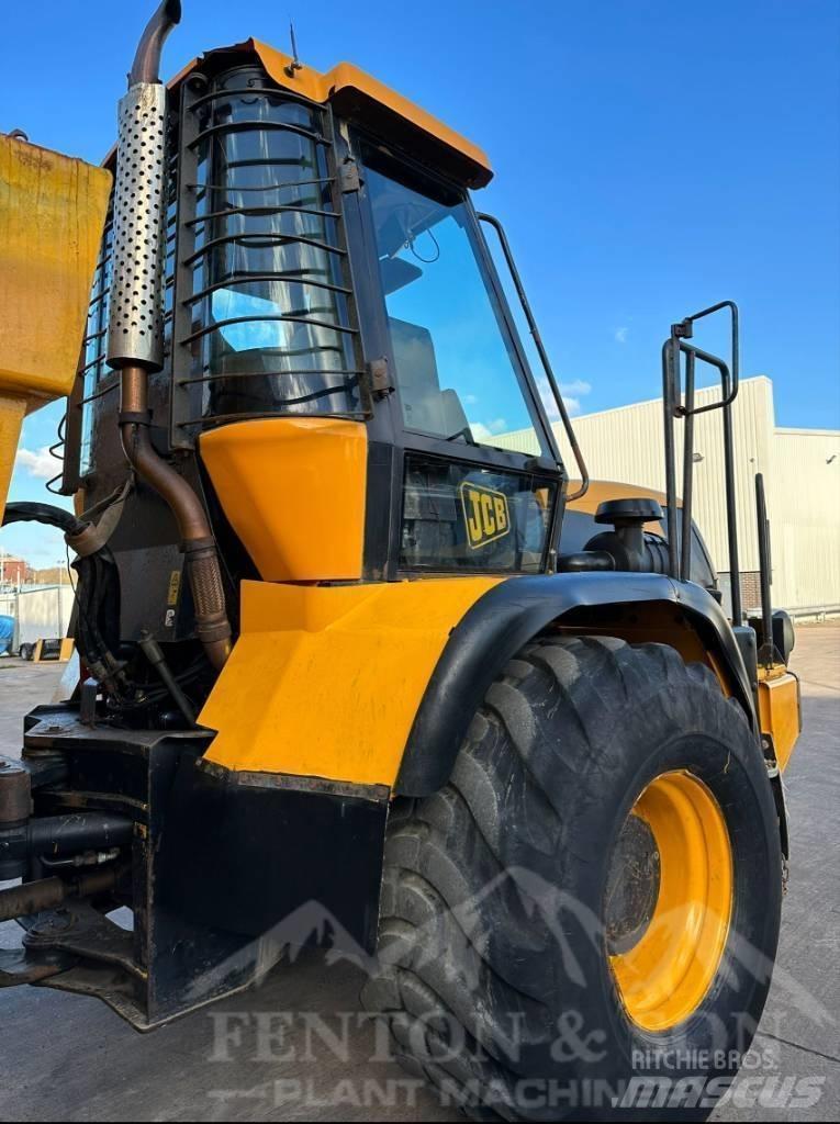 JCB 714 アーティキュレート式ダンプトラック