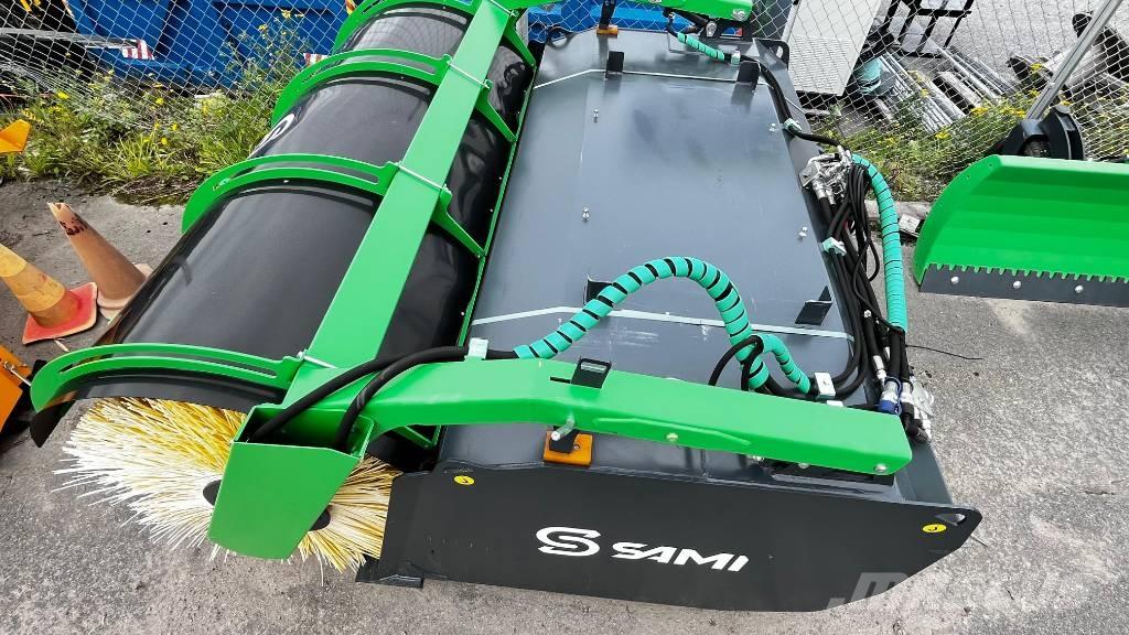 Sami KH180 路面清掃機