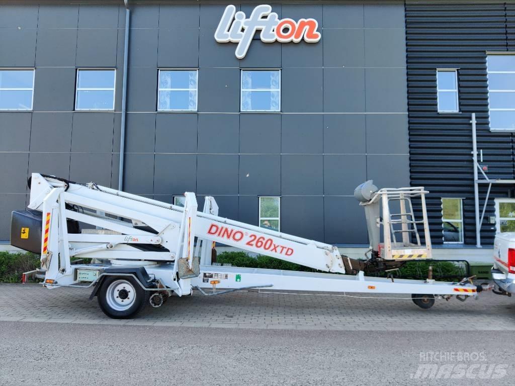 Dino 260 XTD Skylift 高所作業台付トレーラー