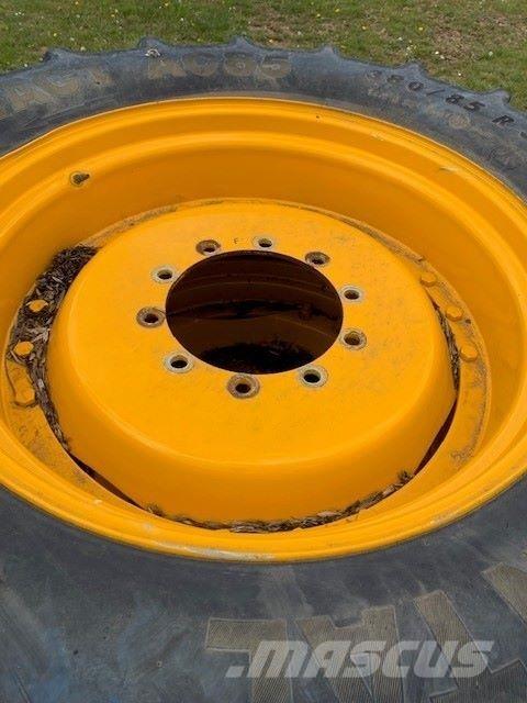  380/85R34 タイヤ、ホイル、リム