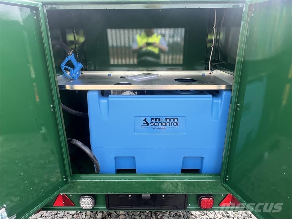 Bailey 2000L 肥料散布機