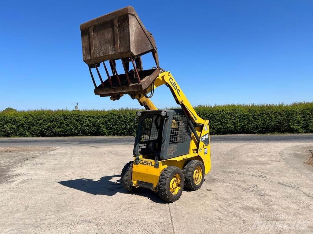 Gehl 3840 スキッドステアローダー