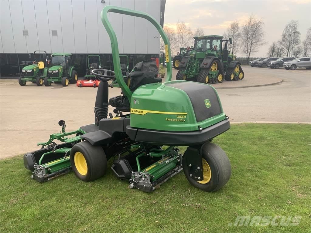 John Deere 2550 農業機械 -　その他