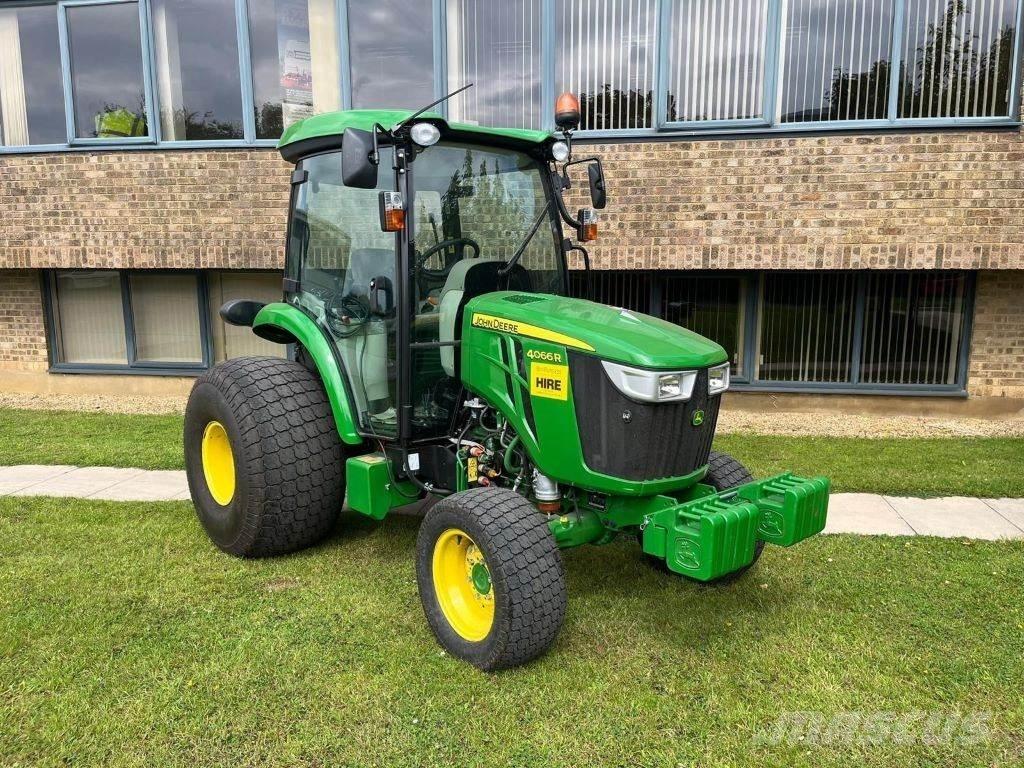John Deere 4066R コンパクトトラクター