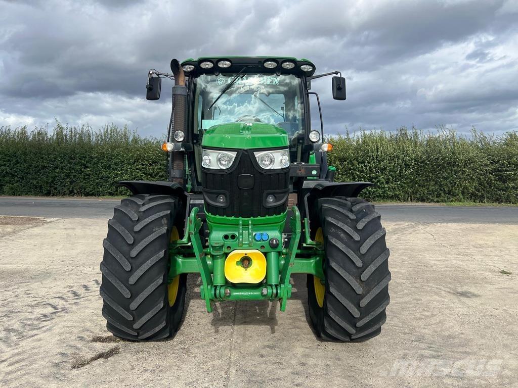 John Deere 6150R トラクター