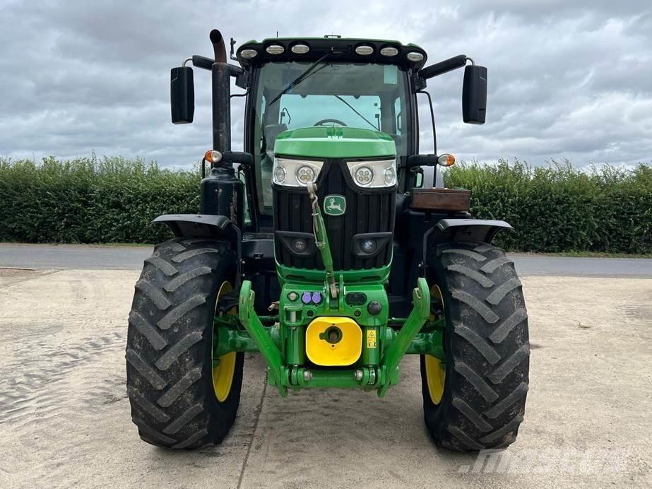 John Deere 6175R トラクター