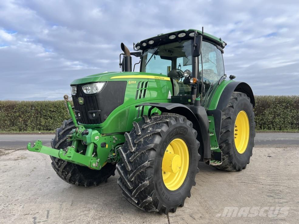 John Deere 6215R トラクター