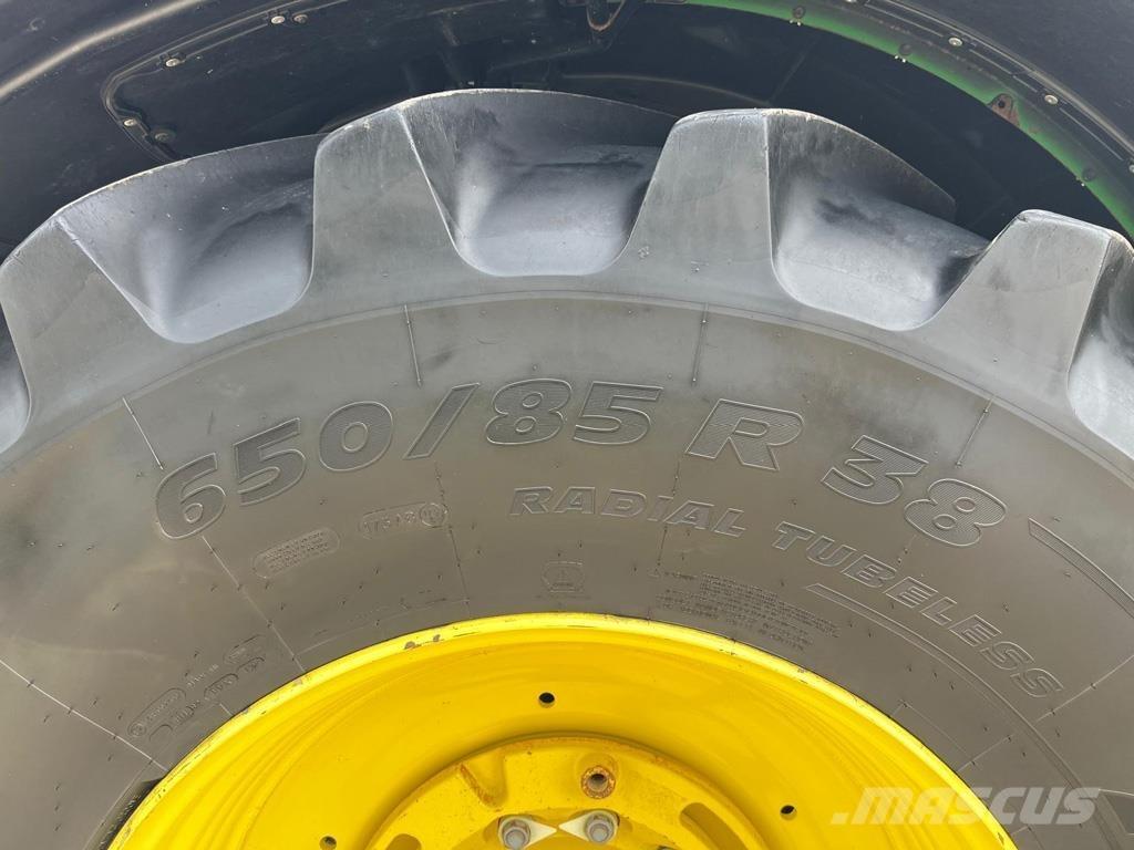 John Deere 6250R トラクター