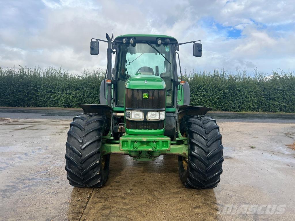 John Deere 6620 トラクター