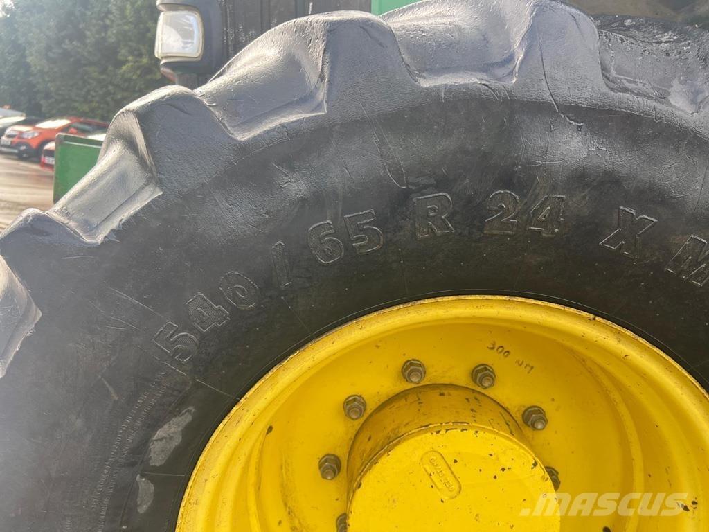 John Deere 6620 トラクター