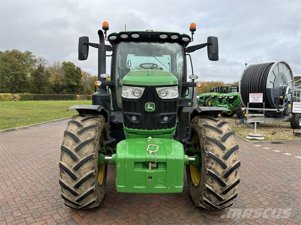 John Deere 6R155 トラクター