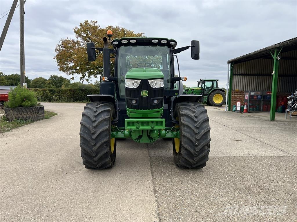 John Deere 6R185 トラクター