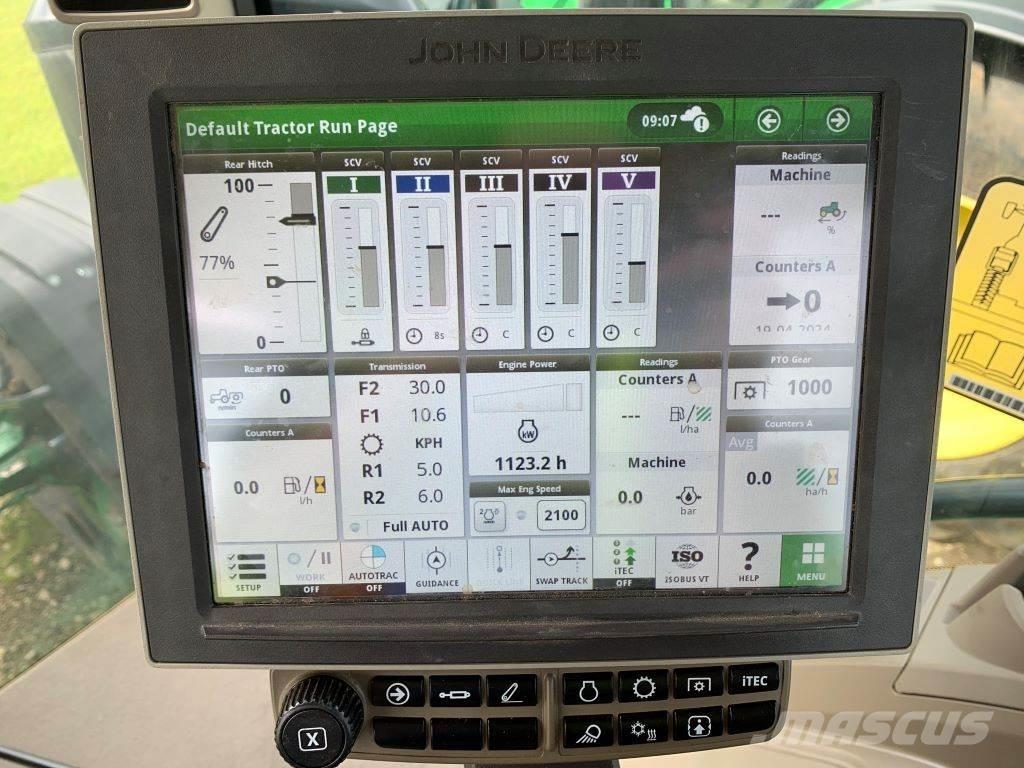 John Deere 8RX410 トラクター