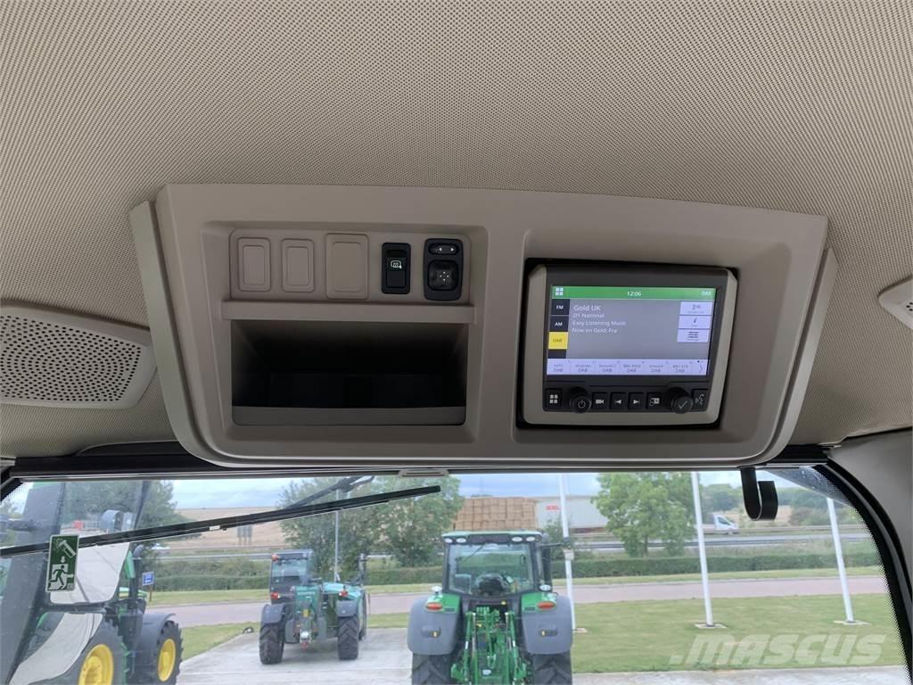 John Deere 8RX410 トラクター