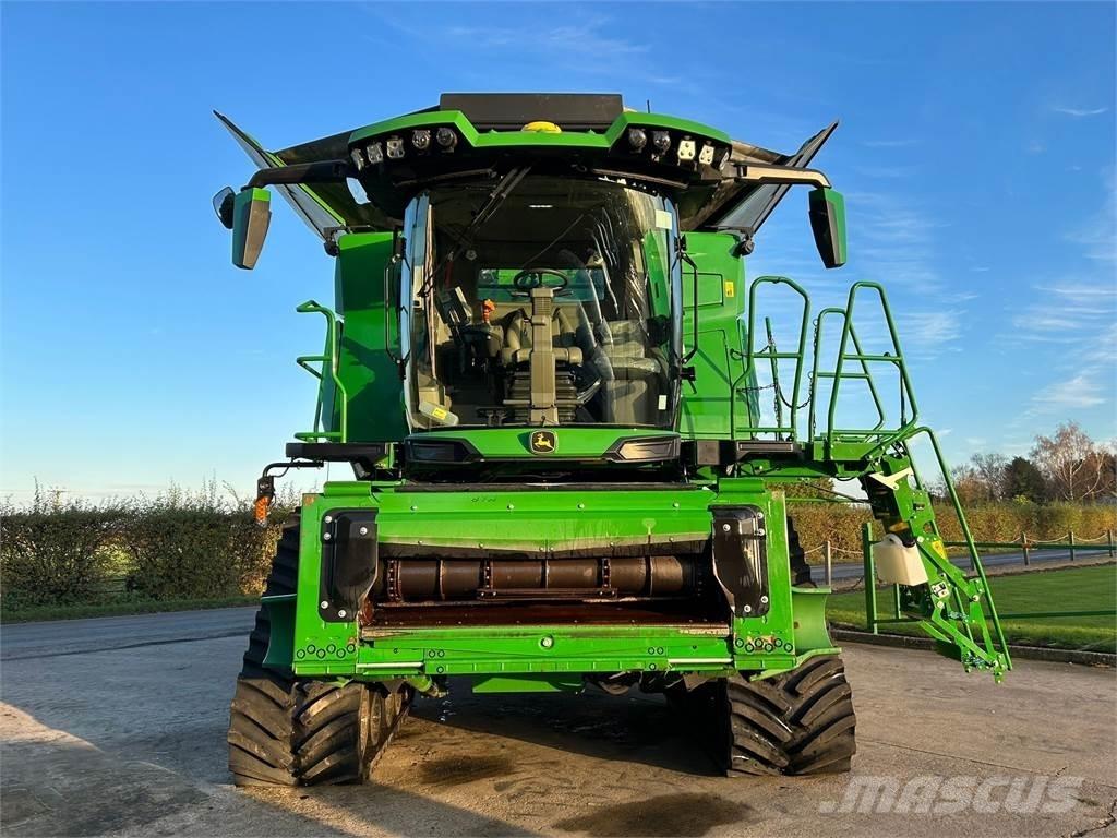 John Deere X91100 コンバイン