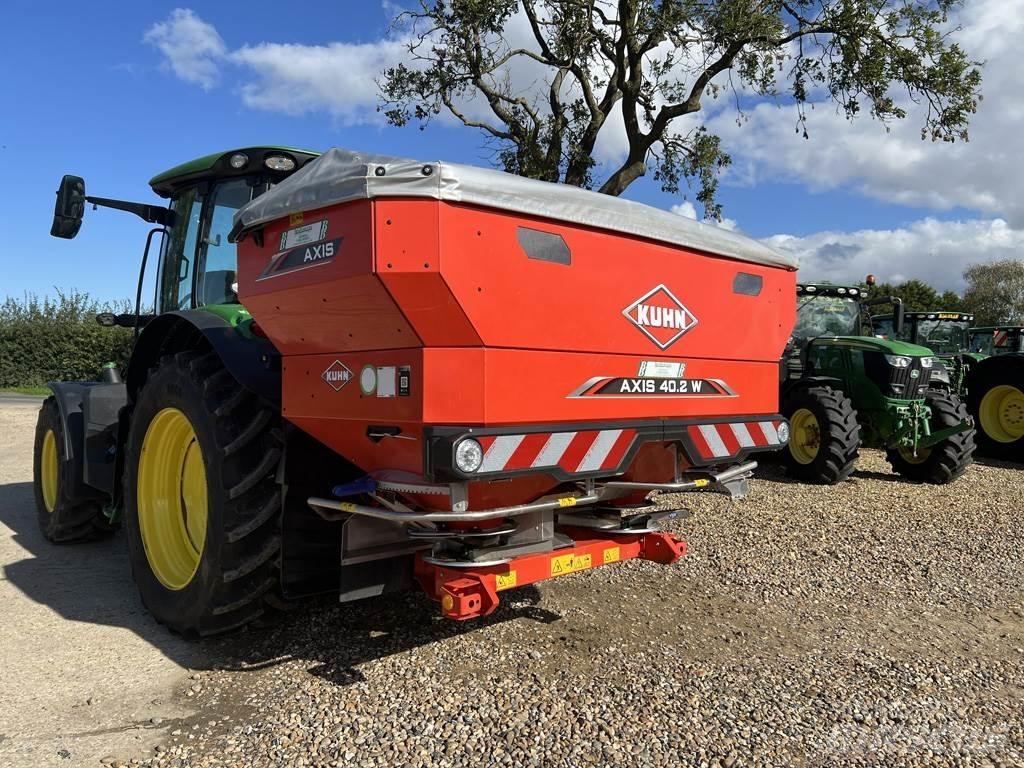 Kuhn 40.2W ミネラル散布機