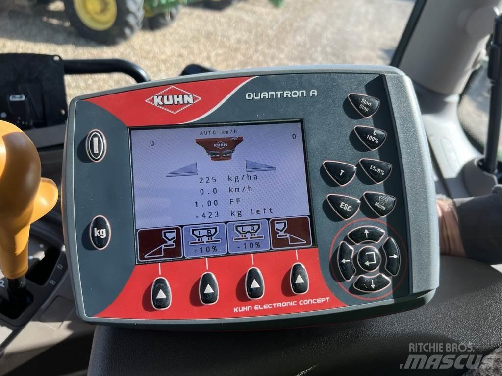 Kuhn 40.2W ミネラル散布機
