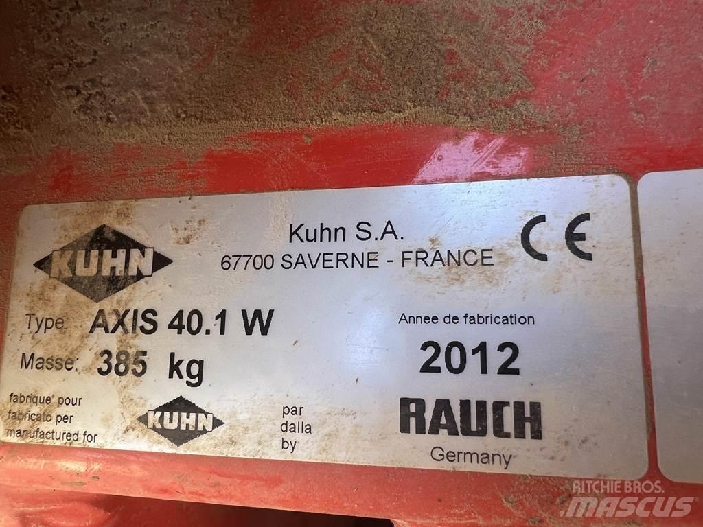 Kuhn AXIS 40.1WT ミネラル散布機