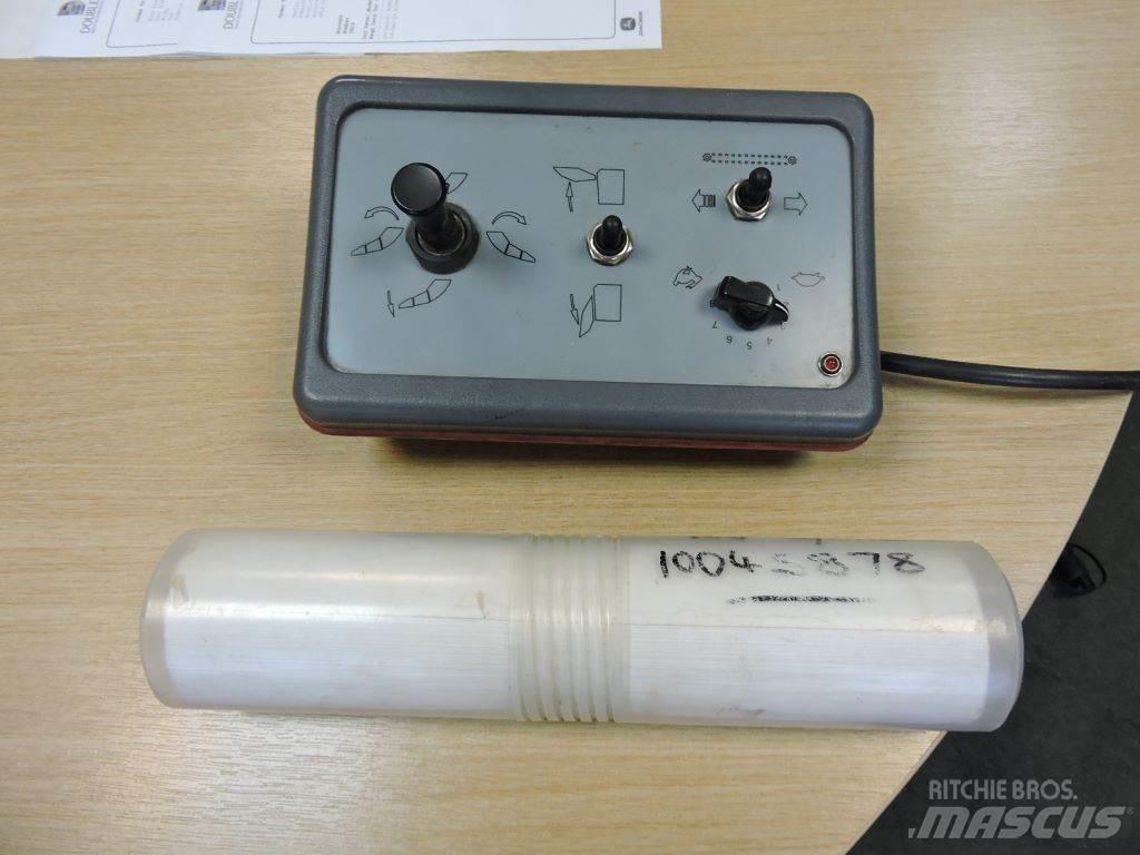 Kverneland 853 肥料散布機