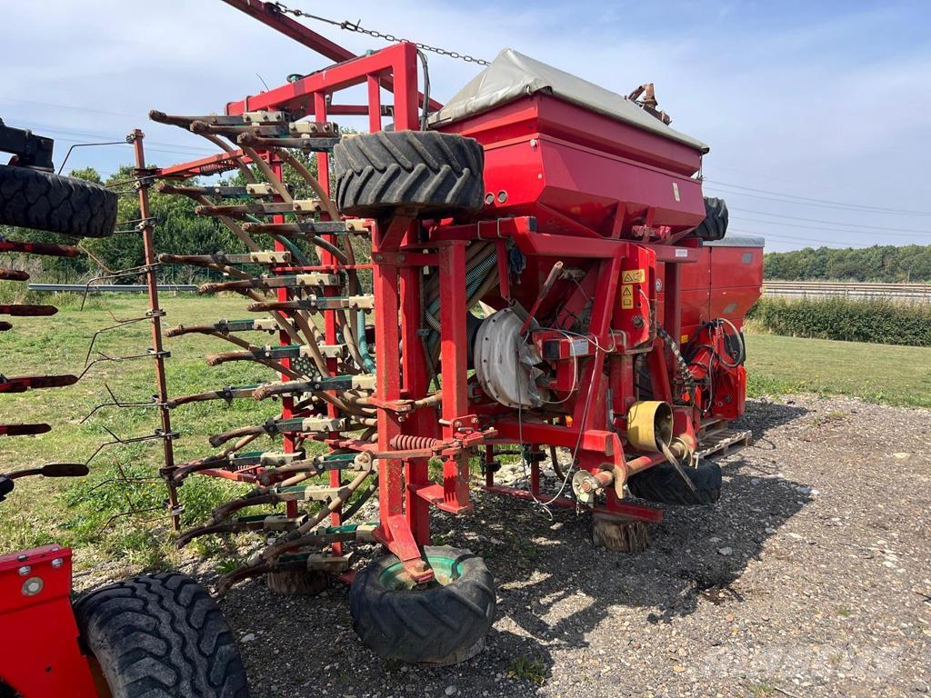 Kverneland TS 480 ドリル
