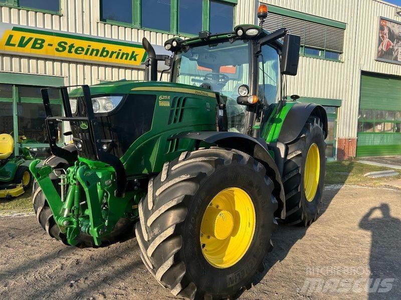 John Deere 6215R トラクター