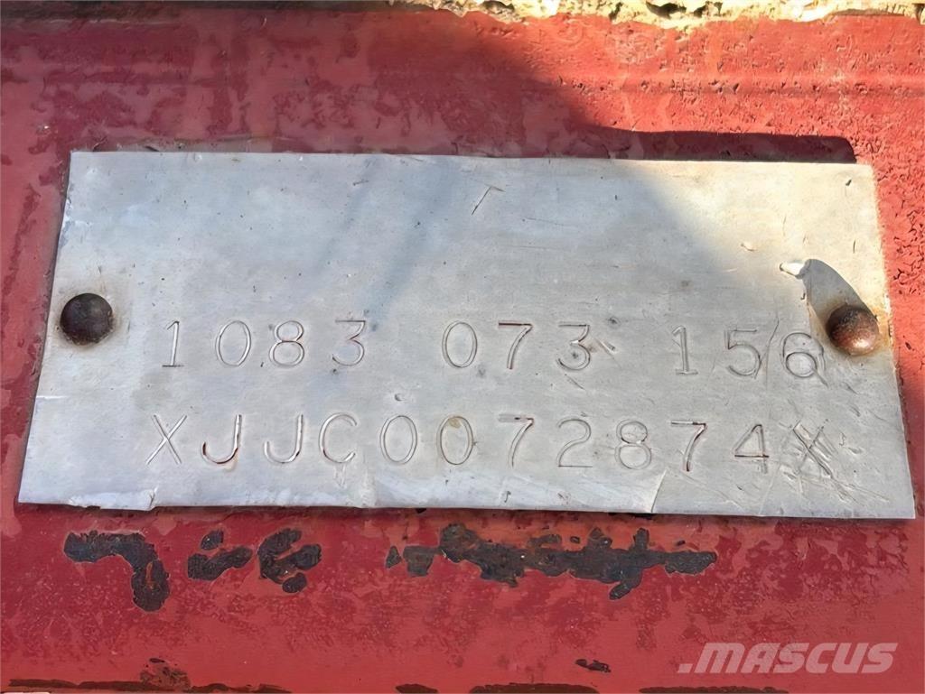 Case IH 1083 コンバイン
