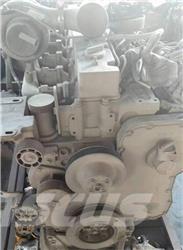 Cummins C245 20 エンジン