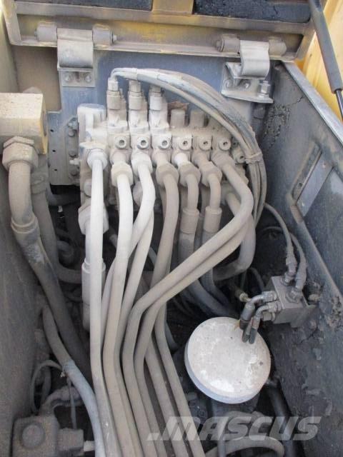 Volvo EC 70  ECR 88 中型油圧ショベル 7ｔ-12ｔ（ユンボ・パワーショベル・バックホー）