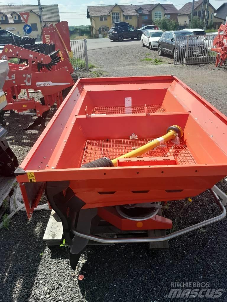 Maschio PRIMO EW ミネラル散布機