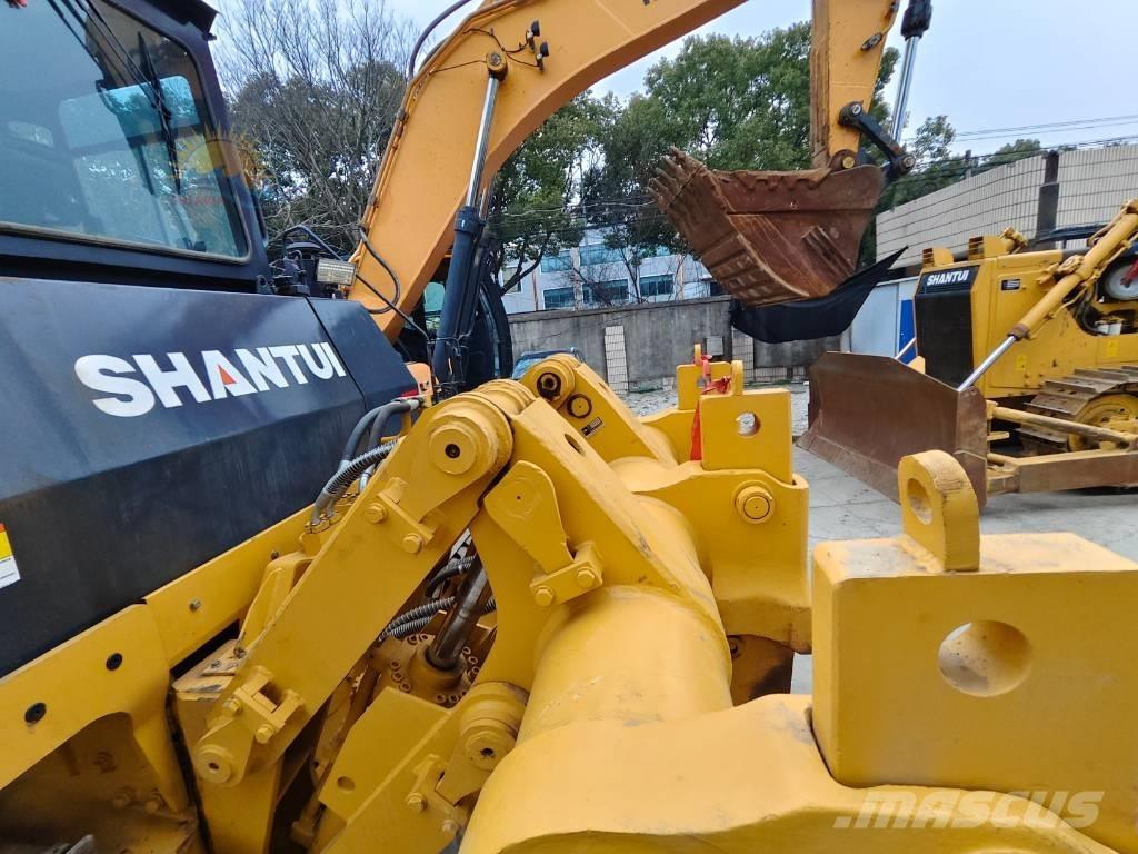 Shantui SD 22 ブルドーザー
