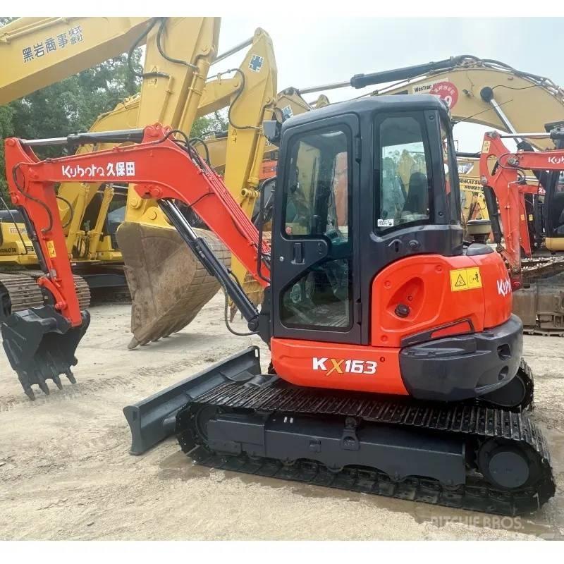 Kubota KX 063 ミニ油圧ショベル 7t以下（ミニユンボ・ミニディガー）