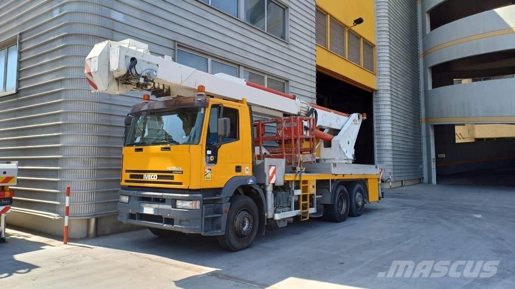 Pagliero J340TA トラック高所作業車