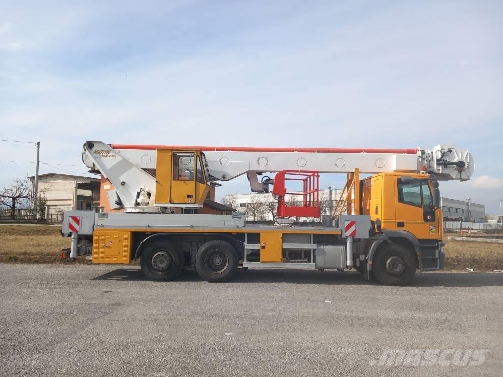 Pagliero J340TA トラック高所作業車