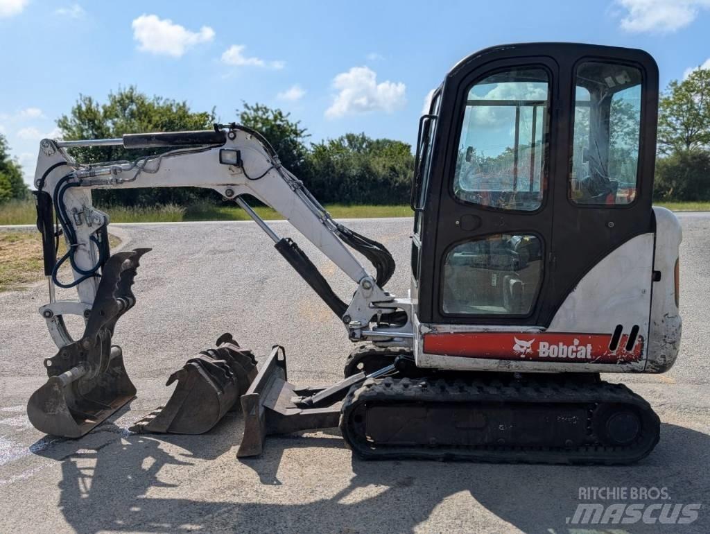Bobcat 325 G ミニ油圧ショベル 7t以下（ミニユンボ・ミニディガー）