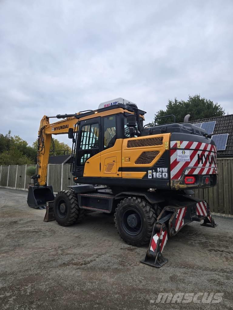 Hyundai HW 160 ホイール式油圧ショベル（パワーショベル・ユンボ・バックホー）