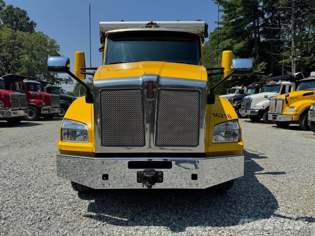 Kenworth T 880 ダンプ