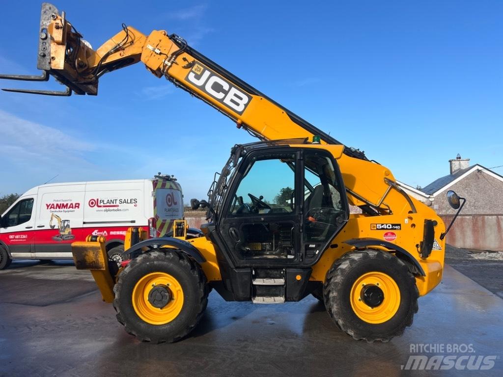 JCB 540-140 Hi Viz テレスコーピックハンドラー