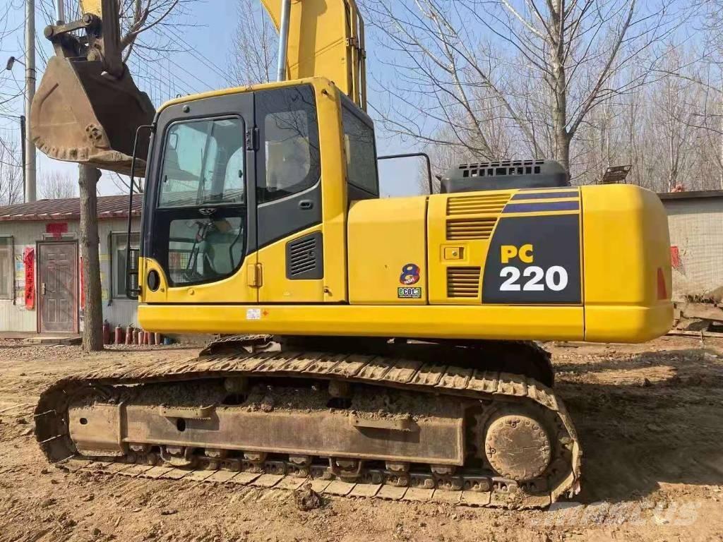 Komatsu pc220-8 大型油圧ショベル12t以上（パワーショベル・ユンボ）