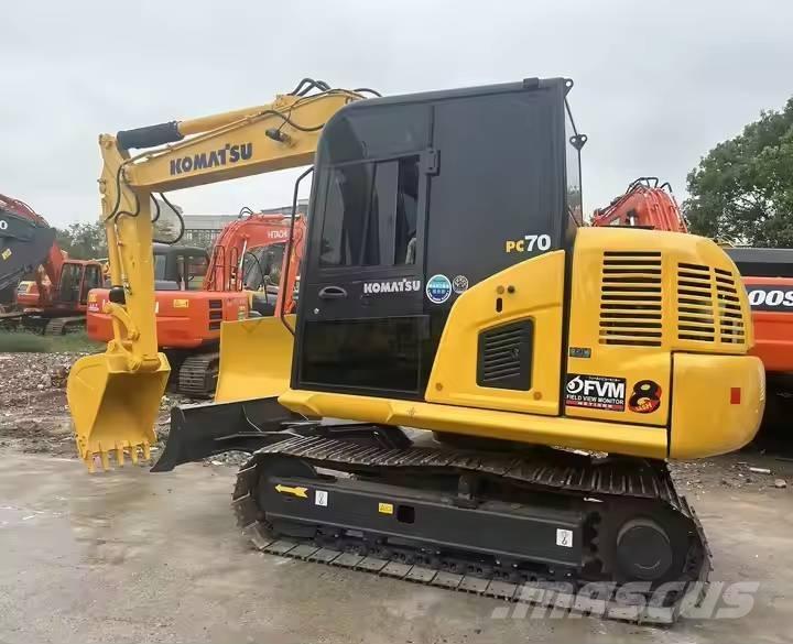 Komatsu PC70-8 中型油圧ショベル 7ｔ-12ｔ（ユンボ・パワーショベル・バックホー）