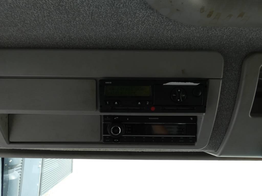 Iveco 150E 25 クレーントラック、ユニック車