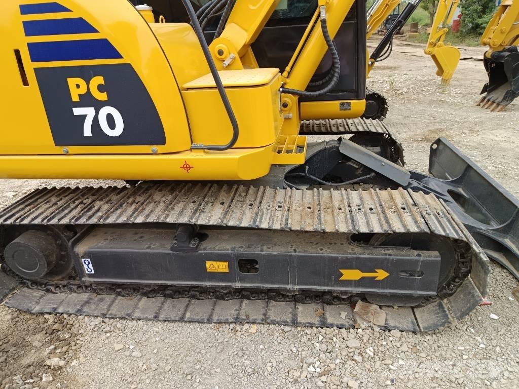 Komatsu PC 70 中型油圧ショベル 7ｔ-12ｔ（ユンボ・パワーショベル・バックホー）