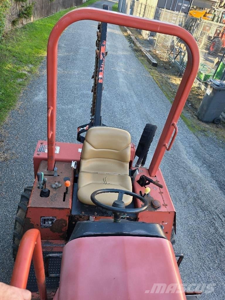 Ditch Witch RT 40 トレンチャー