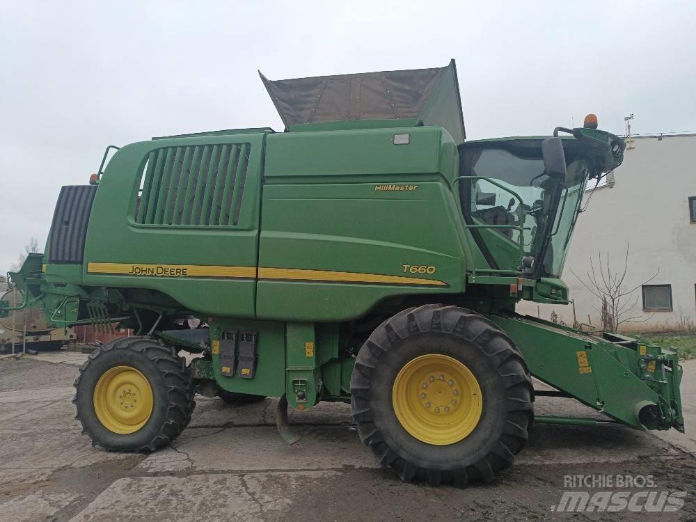 John Deere T 660 コンバイン