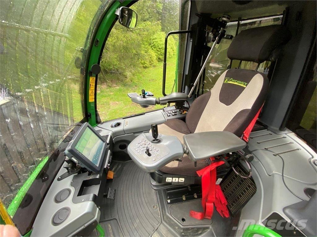 John Deere 1270 G ハーベスター